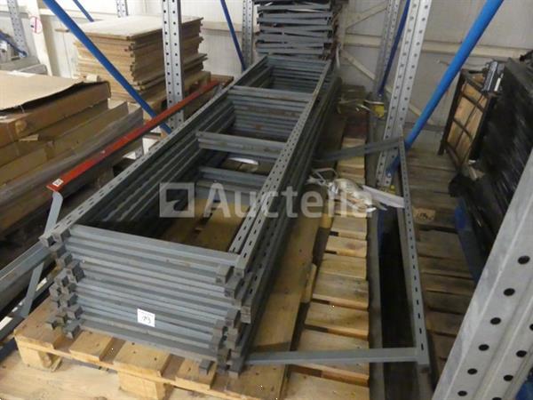 Grote foto modulaire metalen planken doe het zelf en verbouw hefwerktuigen