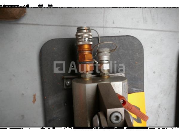 Grote foto hydraulische voetpomp holmatro doe het zelf en verbouw onderdelen en accessoires