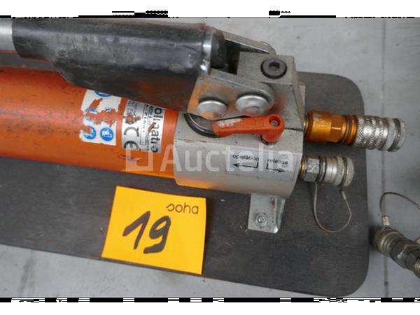 Grote foto hydraulische voetpomp holmatro doe het zelf en verbouw onderdelen en accessoires