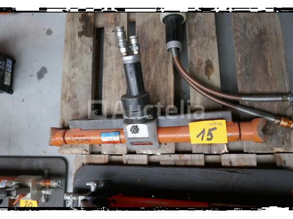 Grote foto hydraulische buigmachine met 2 plunjers holmatro doe het zelf en verbouw onderdelen en accessoires
