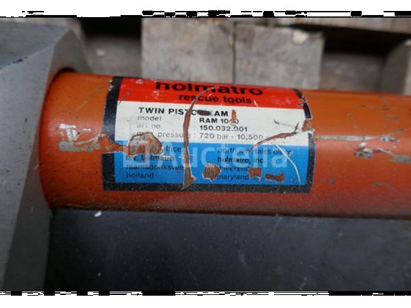 Grote foto hydraulische buigmachine met 2 plunjers holmatro doe het zelf en verbouw onderdelen en accessoires