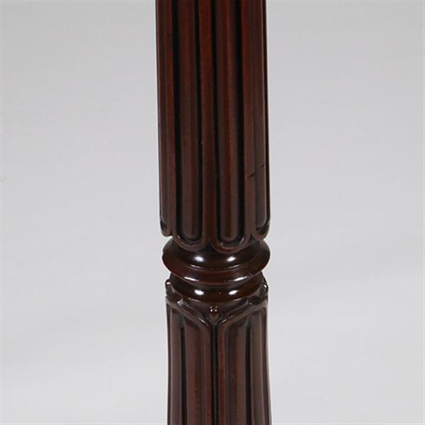 Grote foto zeer hoge elegante piedestal met verdiept blad in donker notenhout no.332430 antiek en kunst stoelen en banken