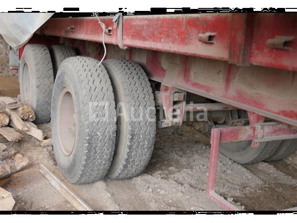 Grote foto inhoud van de oplegger en trailor sdp3226x2122 agrarisch aanhangwagens