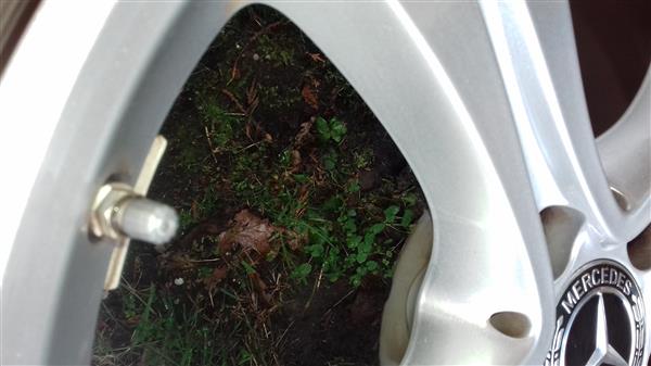 Grote foto lichtmetalen velgen banden 17 voor mb e auto onderdelen banden en velgen