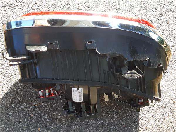 Grote foto set van 2 achterlampunits voor mini auto onderdelen verlichting