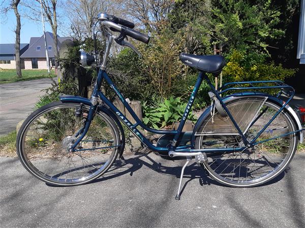 Grote foto licht trappend gazelle dames tienerfiets fietsen en brommers damesfietsen