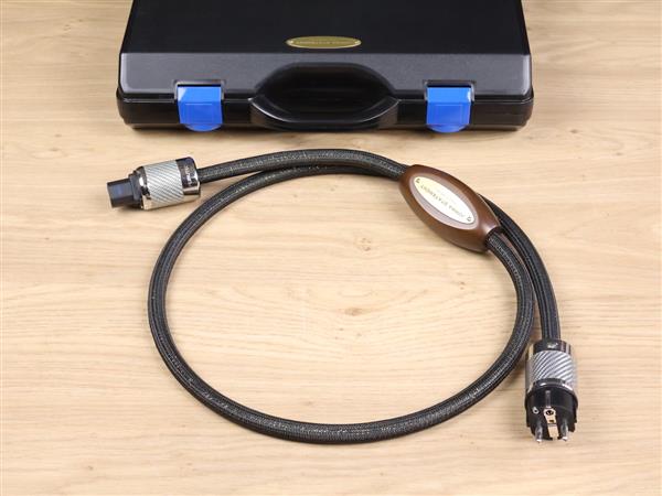 Grote foto jorma design statement highend audio power cable c15 1 5 metre audio tv en foto onderdelen en accessoires