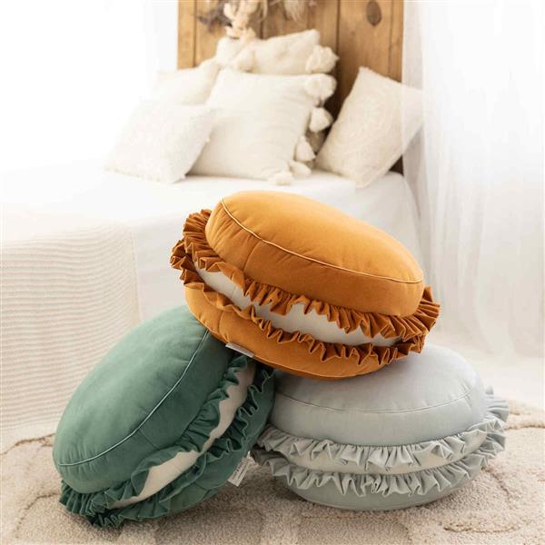 Grote foto velvet poef kussen macaron groen zacht zitkussen in de vorm van een koekje groen 50x30cm kinderen en baby complete kinderkamers