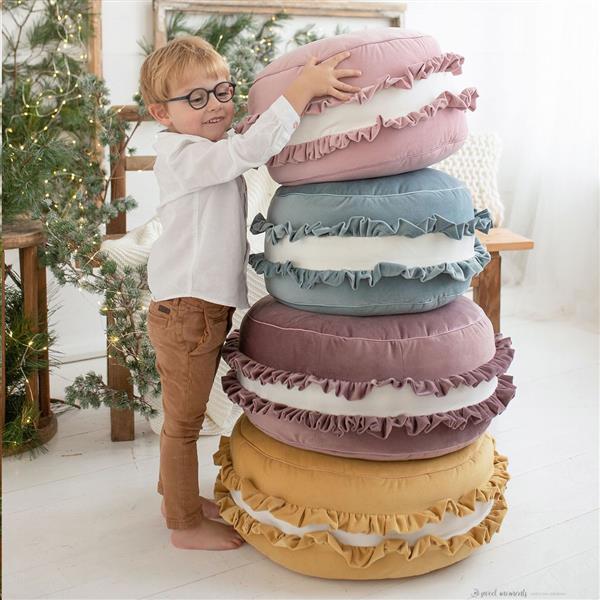 Grote foto velvet poef kussen macaron groen zacht zitkussen in de vorm van een koekje groen 50x30cm kinderen en baby complete kinderkamers