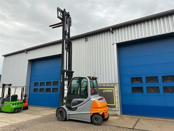 Grote foto vs 22436 elektrische triplex heftruck still rx60 50 bj2019 agrarisch heftrucks