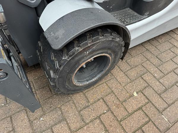 Grote foto vs 22438 elektrische triplex heftruck still rx60 35 bj2019 agrarisch heftrucks