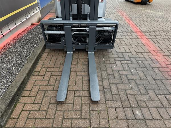 Grote foto vs 22438 elektrische triplex heftruck still rx60 35 bj2019 agrarisch heftrucks
