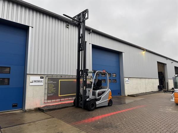 Grote foto vs 22438 elektrische triplex heftruck still rx60 35 bj2019 agrarisch heftrucks