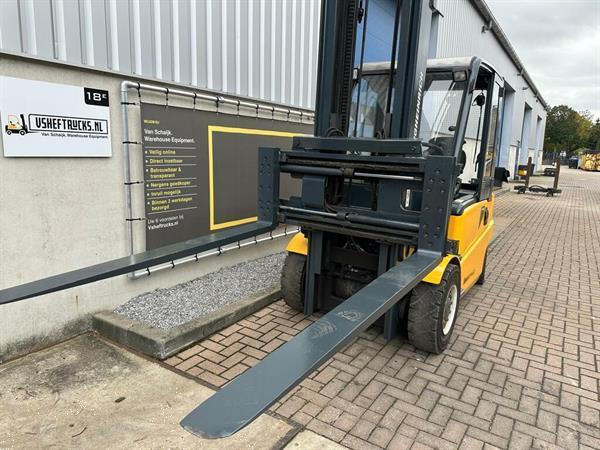 Grote foto vs 22429 elektrische heftruck jungheinrich efg540 vorkenspreider agrarisch heftrucks