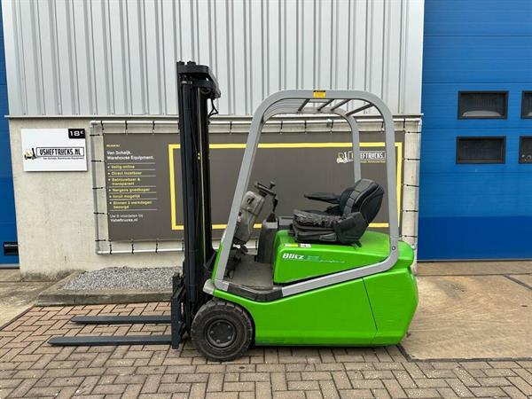 Grote foto vs 22430 elektrische triplex heftruck cesab 4500mm sideshift agrarisch heftrucks