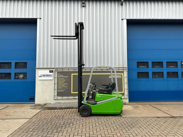 Grote foto vs 22430 elektrische triplex heftruck cesab 4500mm sideshift agrarisch heftrucks