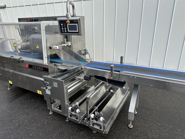 Grote foto ulma sienna ls bi flowpackmachine met 3 5 meter transportband agrarisch tuinbouw
