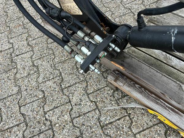 Grote foto stoll voorlader f30 hdp agrarisch algemeen