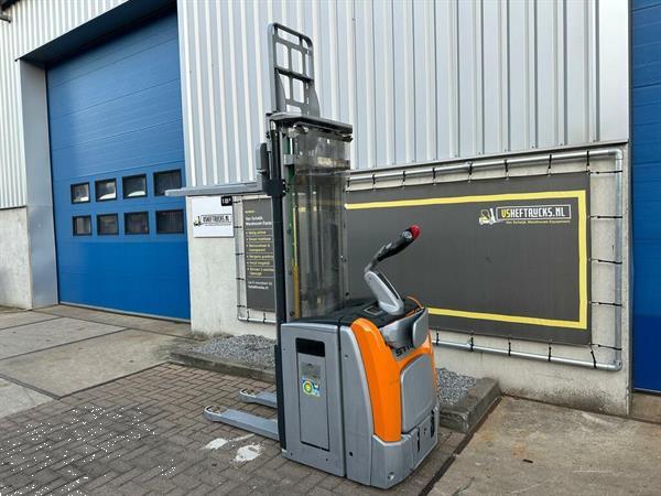 Grote foto vs 22444 elektrische triplex stapelaar still 5.016mm doe het zelf en verbouw hefwerktuigen