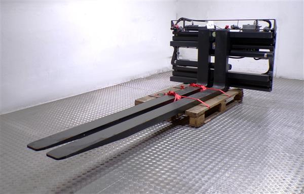 Grote foto durwen vorkenklem agrarisch heftrucks