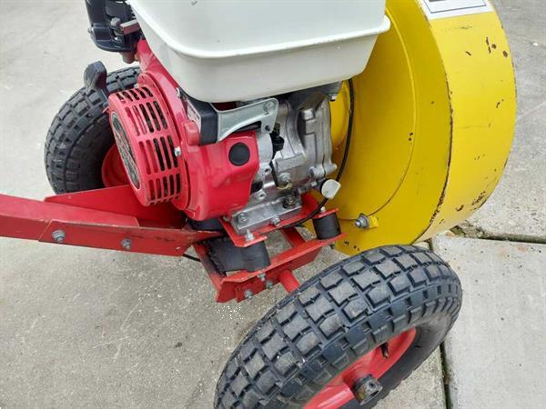 Grote foto kwh bladblazer tuin en terras bladblazers