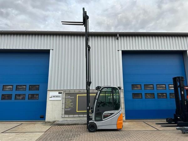 Grote foto vs 22434 elektrische triplex heftruck still rx20 16 bj2018 agrarisch heftrucks