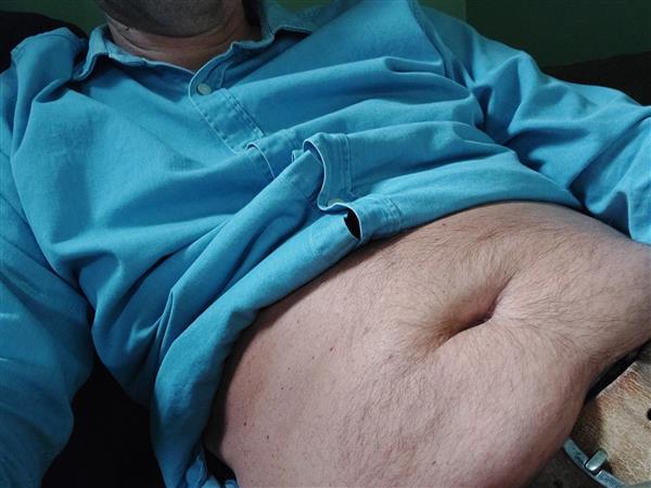Grote foto lieve mooie vrouw met lekkere vette buik gezocht. erotiek man zoekt relatie met vrouw