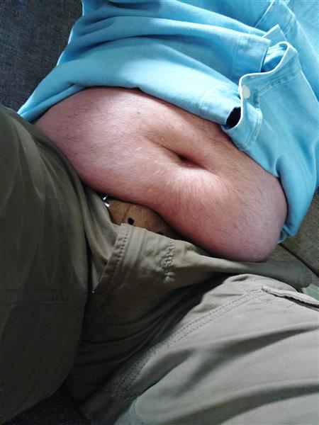 Grote foto lieve mooie vrouw met lekkere vette buik gezocht. erotiek man zoekt relatie met vrouw