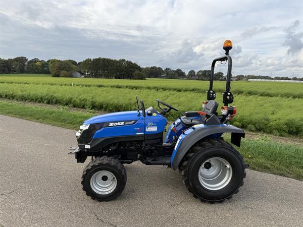 Grote foto solis 20 4wd minitractor met stuurbekrachtiging agrarisch tractoren