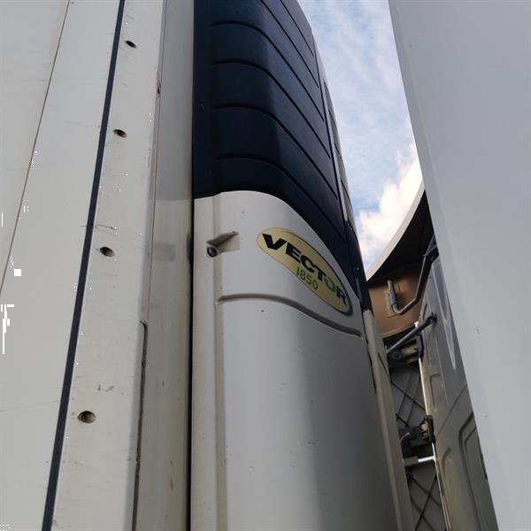 Grote foto schmitz doe het zelf en verbouw vrachtwagens