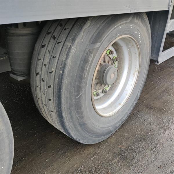 Grote foto schmitz doe het zelf en verbouw vrachtwagens