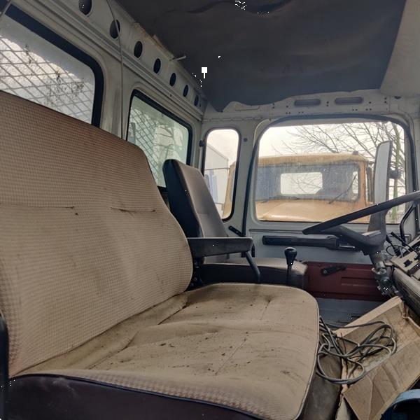 Grote foto renault 230 doe het zelf en verbouw vrachtwagens