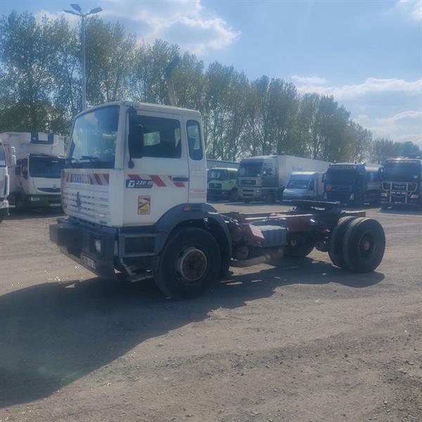 Grote foto renault g 270 doe het zelf en verbouw vrachtwagens