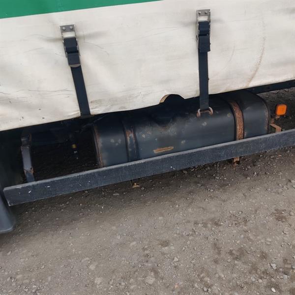 Grote foto man tgl doe het zelf en verbouw vrachtwagens