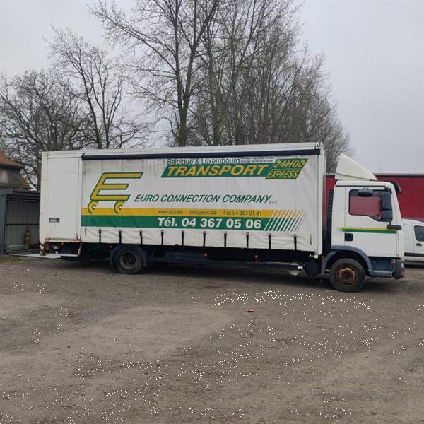 Grote foto man tgl doe het zelf en verbouw vrachtwagens