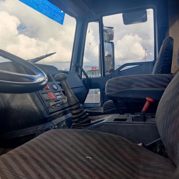 Grote foto iveco eurotech doe het zelf en verbouw vrachtwagens