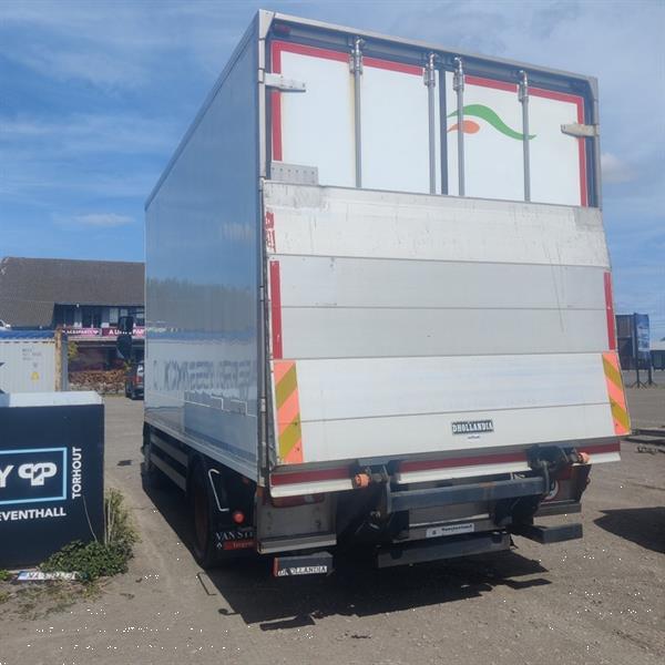 Grote foto renault midlum with hanging work in the fridge doe het zelf en verbouw vrachtwagens