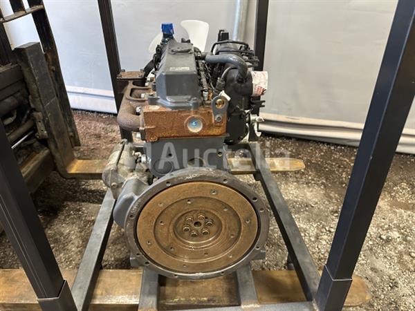 Grote foto kubota v2403 motor doe het zelf en verbouw onderdelen en accessoires