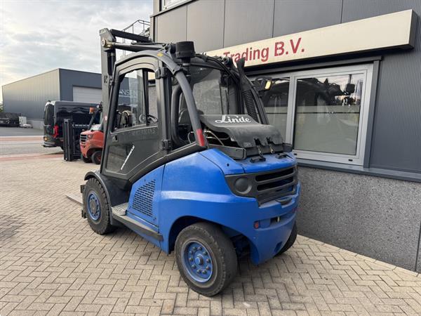 Grote foto linde h45t duplo 400 freelift sideshift 4e functie lpg 2005 agrarisch heftrucks