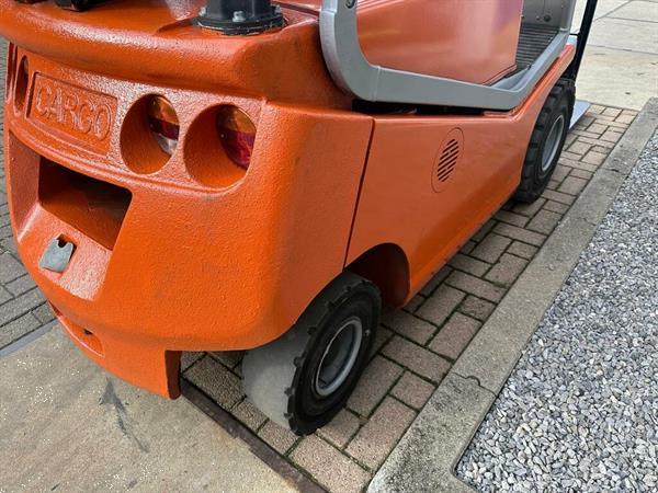 Grote foto vs 22451 lpg triplex heftruck bt 5510mm sideshift agrarisch heftrucks