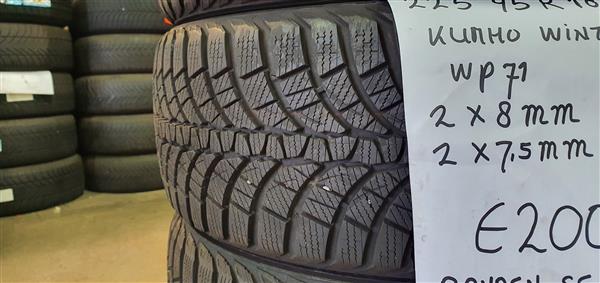 Grote foto winterbanden 225 45 18 95v auto onderdelen banden en velgen