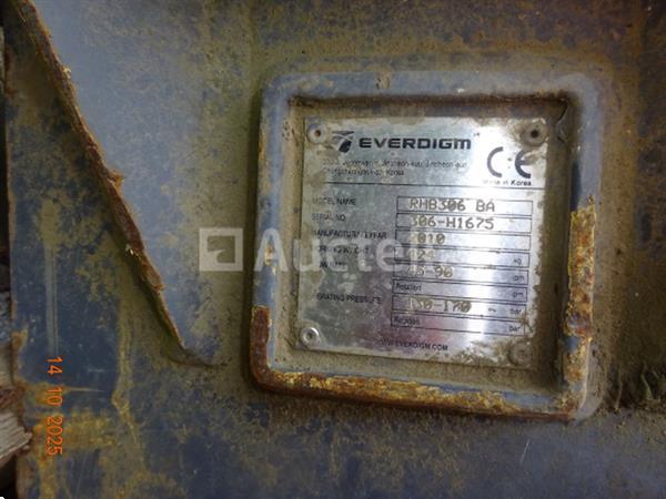 Grote foto rotsbreker doe het zelf en verbouw ijzerwaren en bevestigingsmiddelen