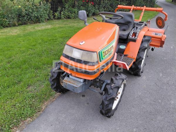 Grote foto hinomoto c14 4x4 frees kubota rs130 agrarisch tractoren