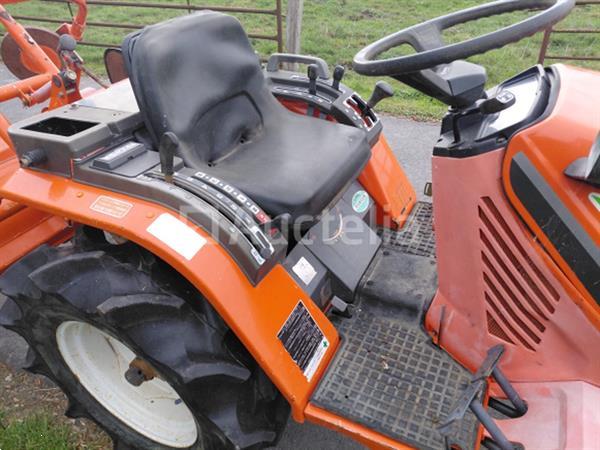 Grote foto hinomoto c14 4x4 frees kubota rs130 agrarisch tractoren