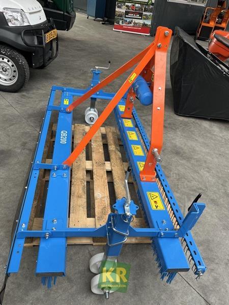 Grote foto gkb quick brush 738068 agrarisch tractor toebehoren