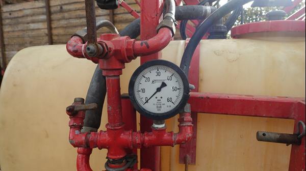 Grote foto munckhof veldspuit 9 meter 500 liter agrarisch onkruidbestrijding