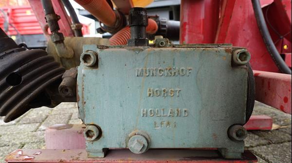 Grote foto munckhof veldspuit 9 meter 500 liter agrarisch onkruidbestrijding