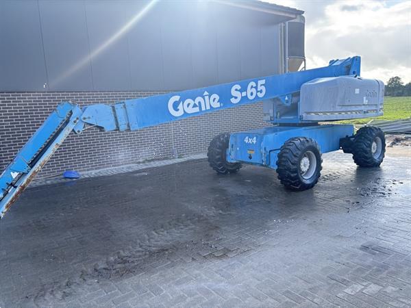 Grote foto hoogwerker telescoophoogwerker genie s65 doe het zelf en verbouw hoogwerkers