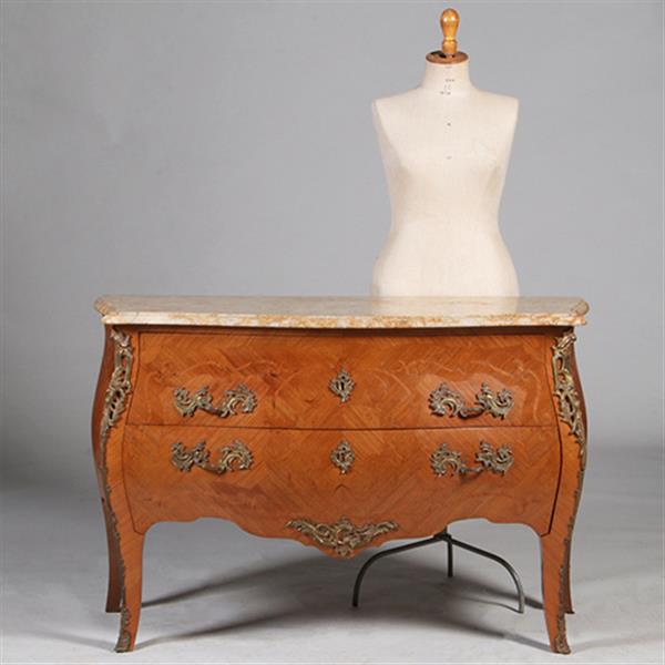 Grote foto grote louis xv stijl commode ca 1890 rijkelijk ingelegd en met brons beslagen no.342005 antiek en kunst stoelen en banken