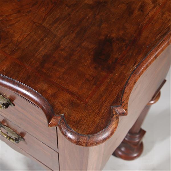 Grote foto kleine wortelnoten kruisvoet commode ca 1715 mooie patina no.342010 antiek en kunst stoelen en banken